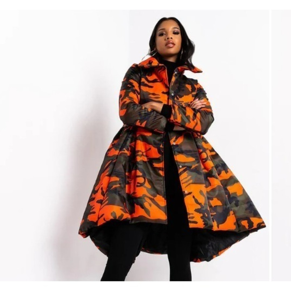 AZALEA WANG Midtown Peplum Puffer Trench Women's Size 1X Camo Orange Black - Picture 1 of 13